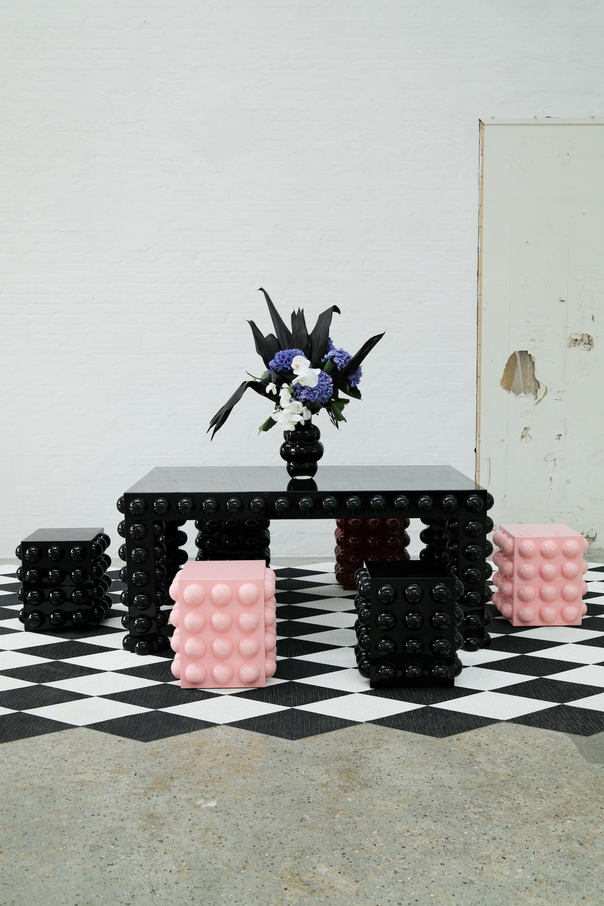 Balls Table Small