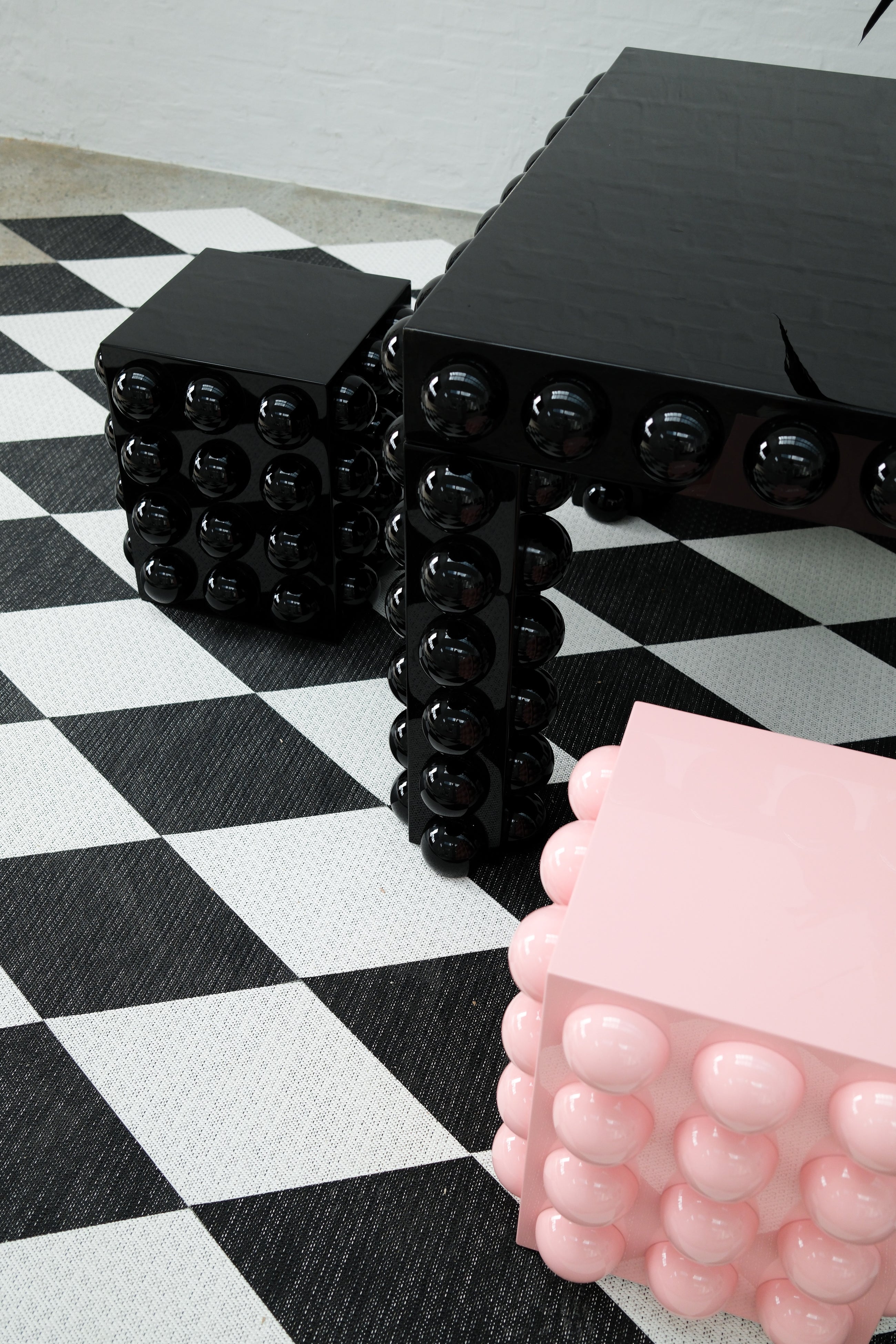 Balls Table Small