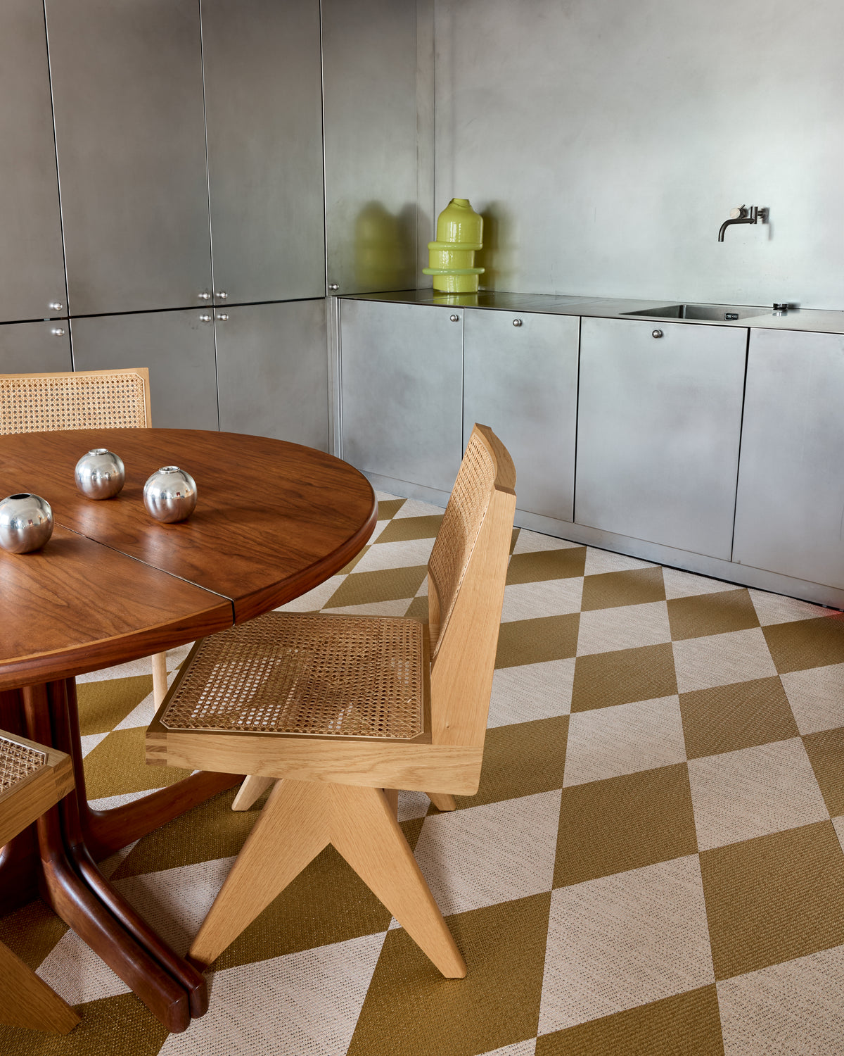 FLOORING
